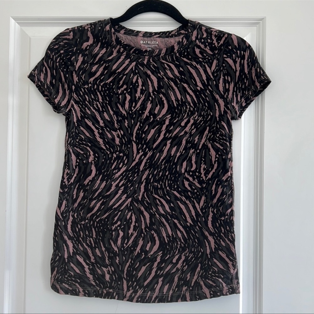 Athleta Tee
